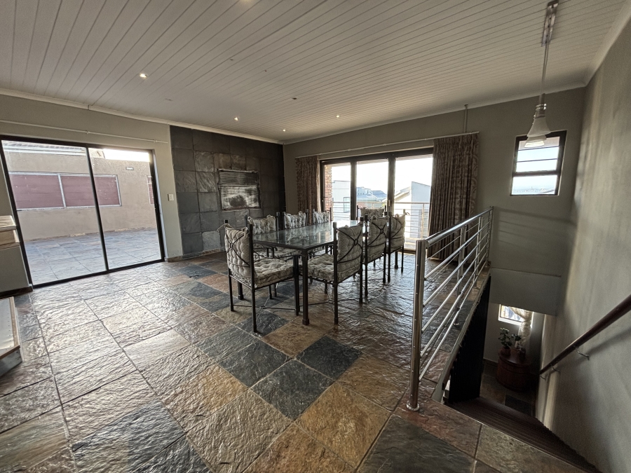 4 Bedroom Property for Sale in Humerail Eastern Cape
